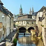 De La Butte Casa de Férias Le Molay-Littry