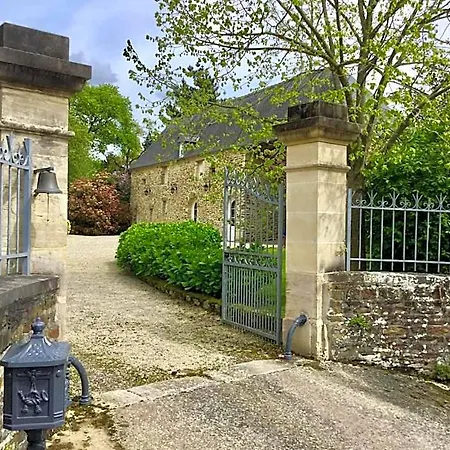 De La Butte Le Molay-Littry